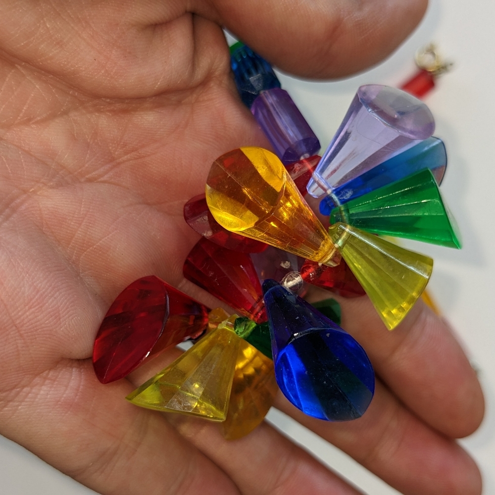 VTG RAINBOW CONE BEAD NECKLACE - Picture 4 of 11